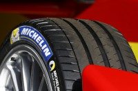 Michelin’s Formula E specification Pilot Sport EV tyre contains technologies the manufacturer says are being tested for future road tyres, in part thanks to their dimensions’ similarity to existing product