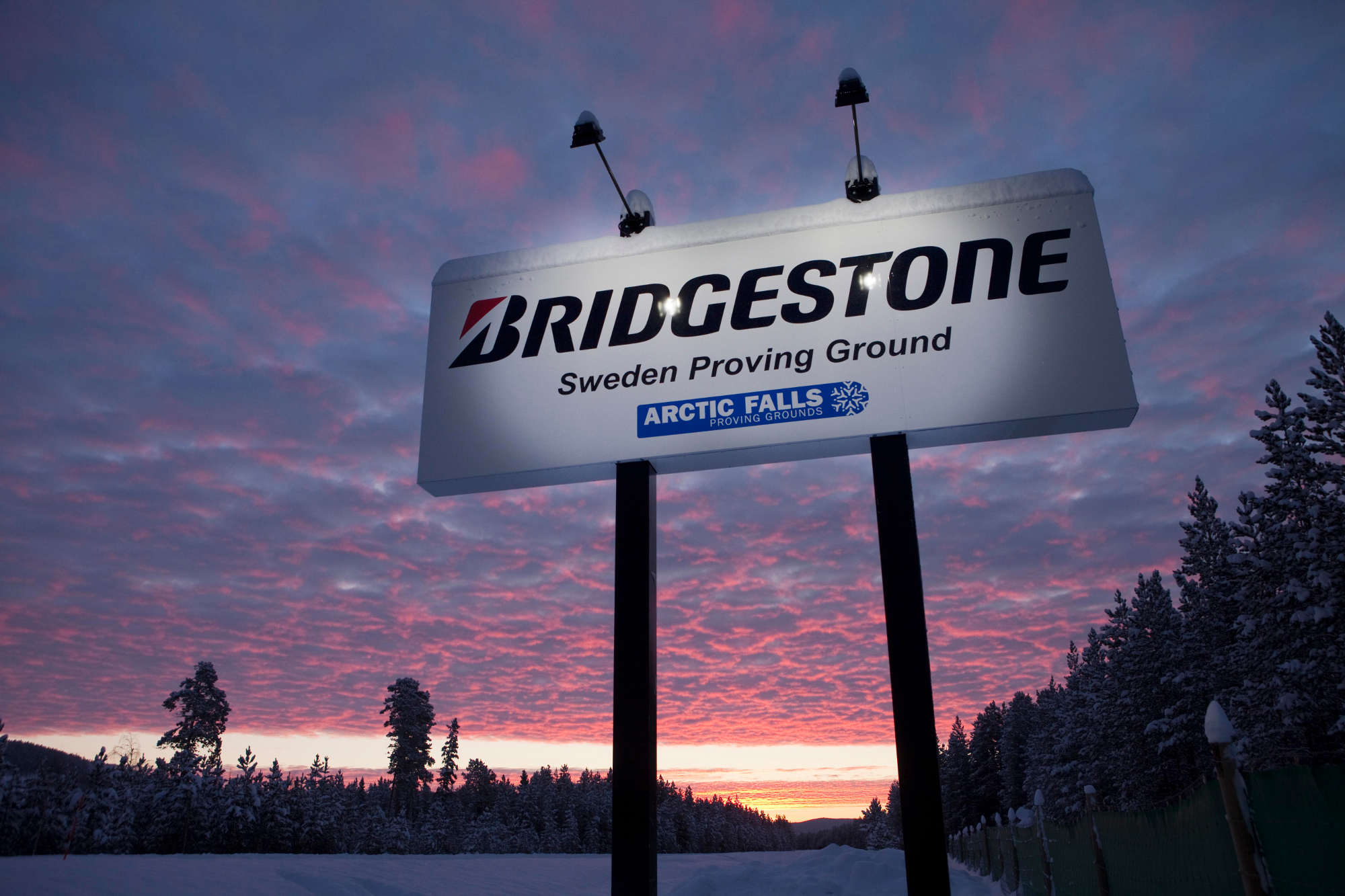 Top Test Results For Bridgestone S Winter Tyres Tyrepress