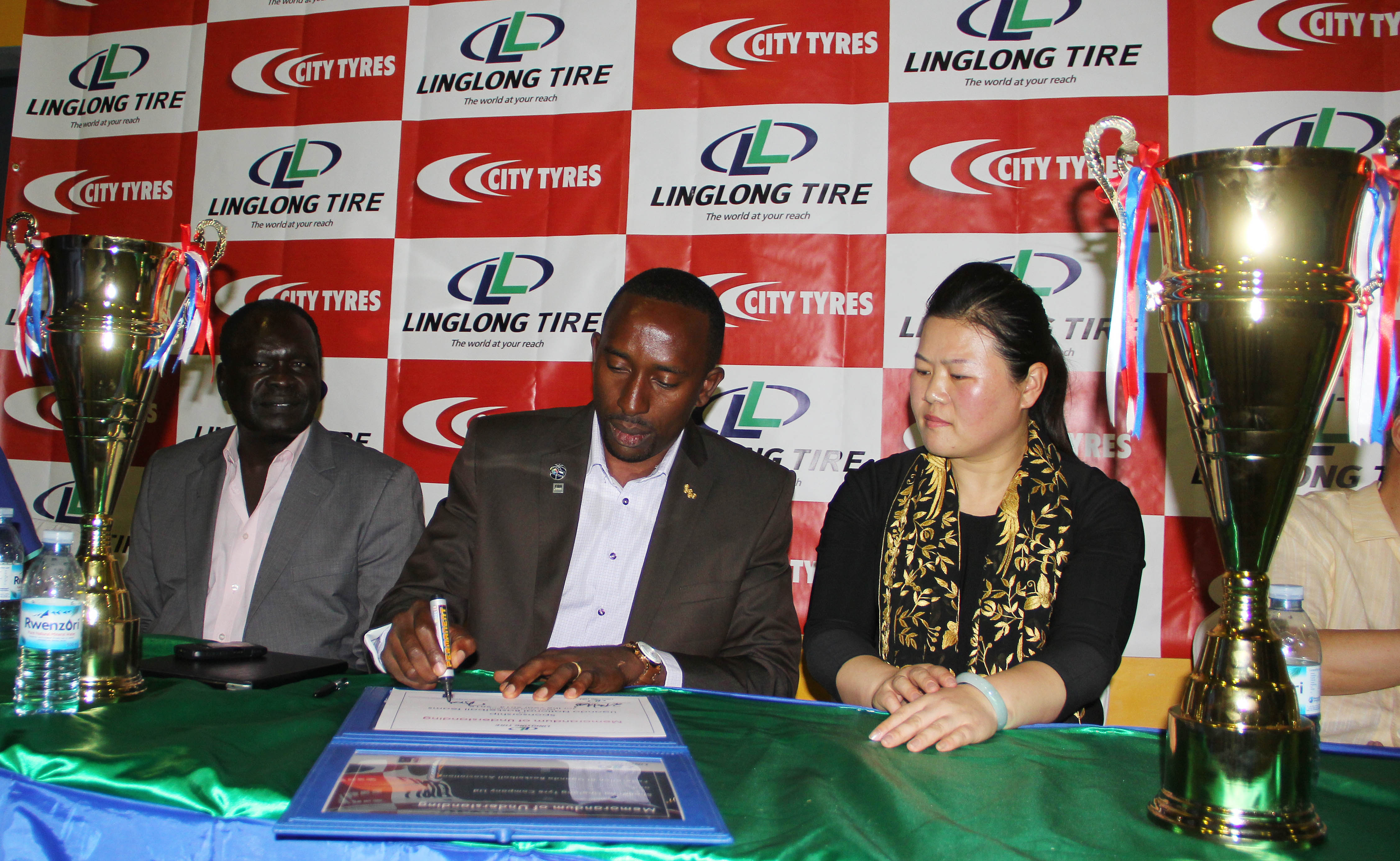 Linglong sponsors Ugandan National Basketball