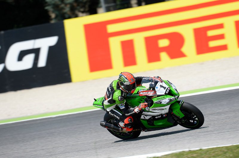 Tom Sykes Pirelli Superpole tyre