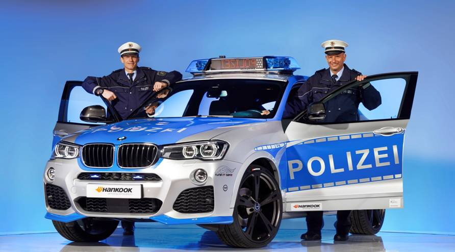Hankook Tire renews German safety sponsorship, presents 2015 ‘ambassador’