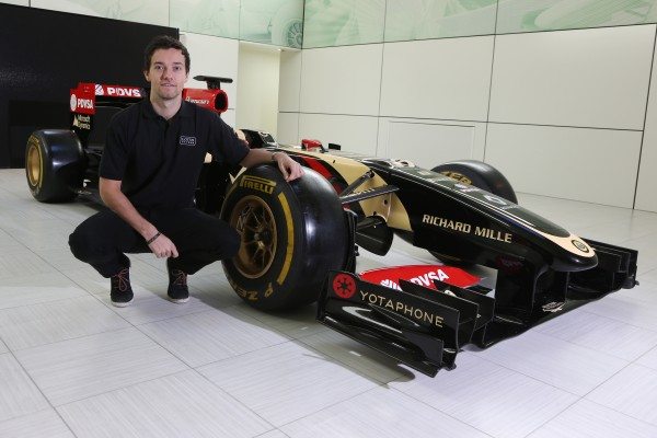 Jolyon Palmer joins Lotus as F1 test/third driver