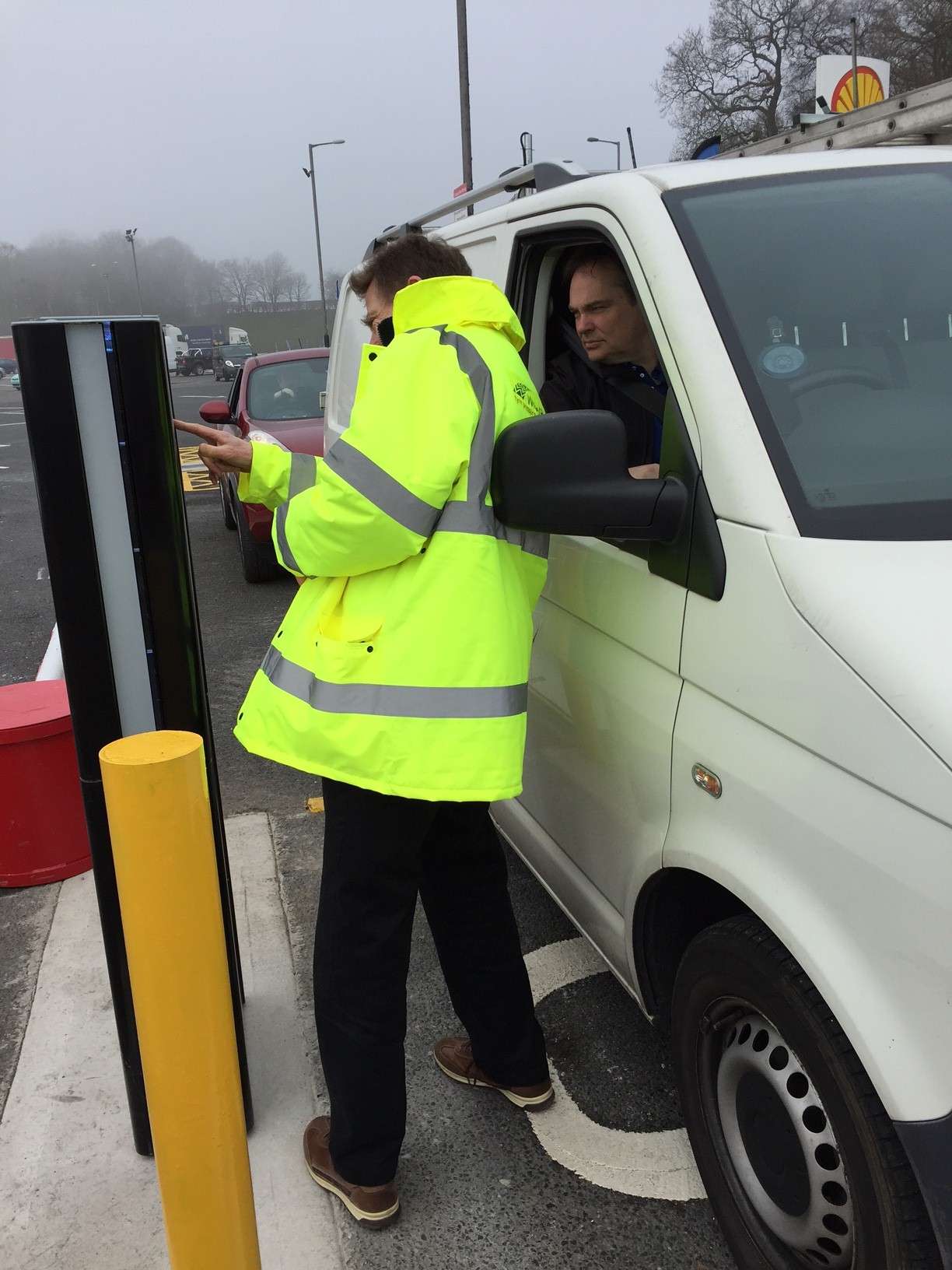 Highways Agency and WheelRight trial drive-on tyre pressure sensor at Keele Services