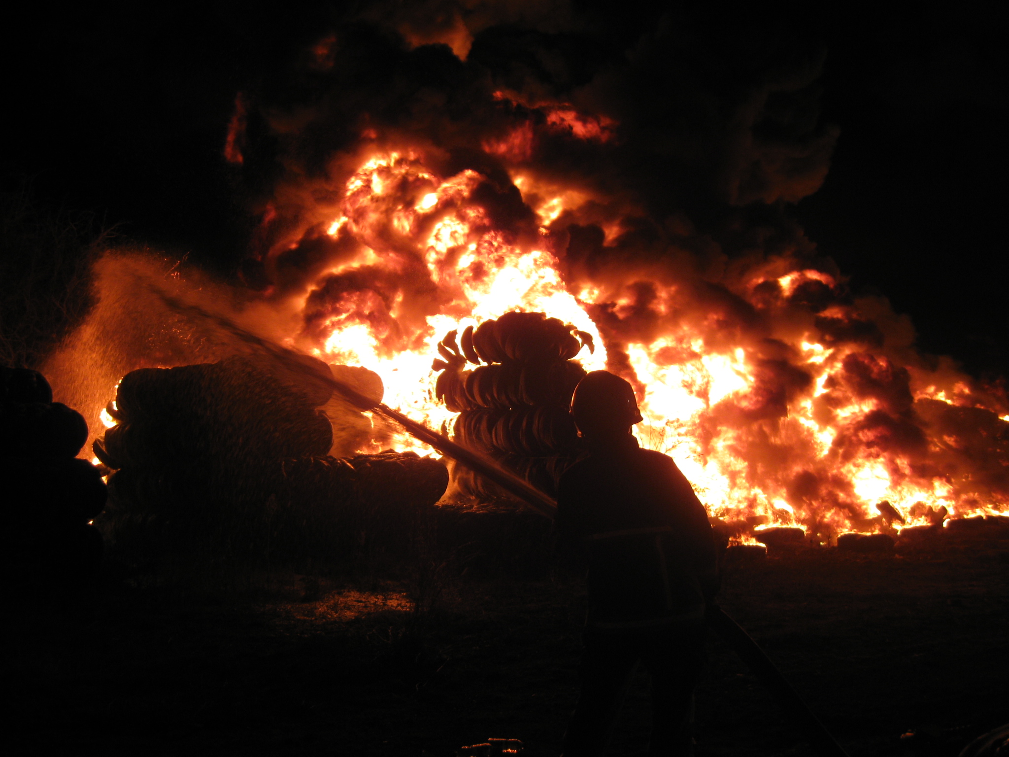 Crews work to extinguish Essex tyre fire