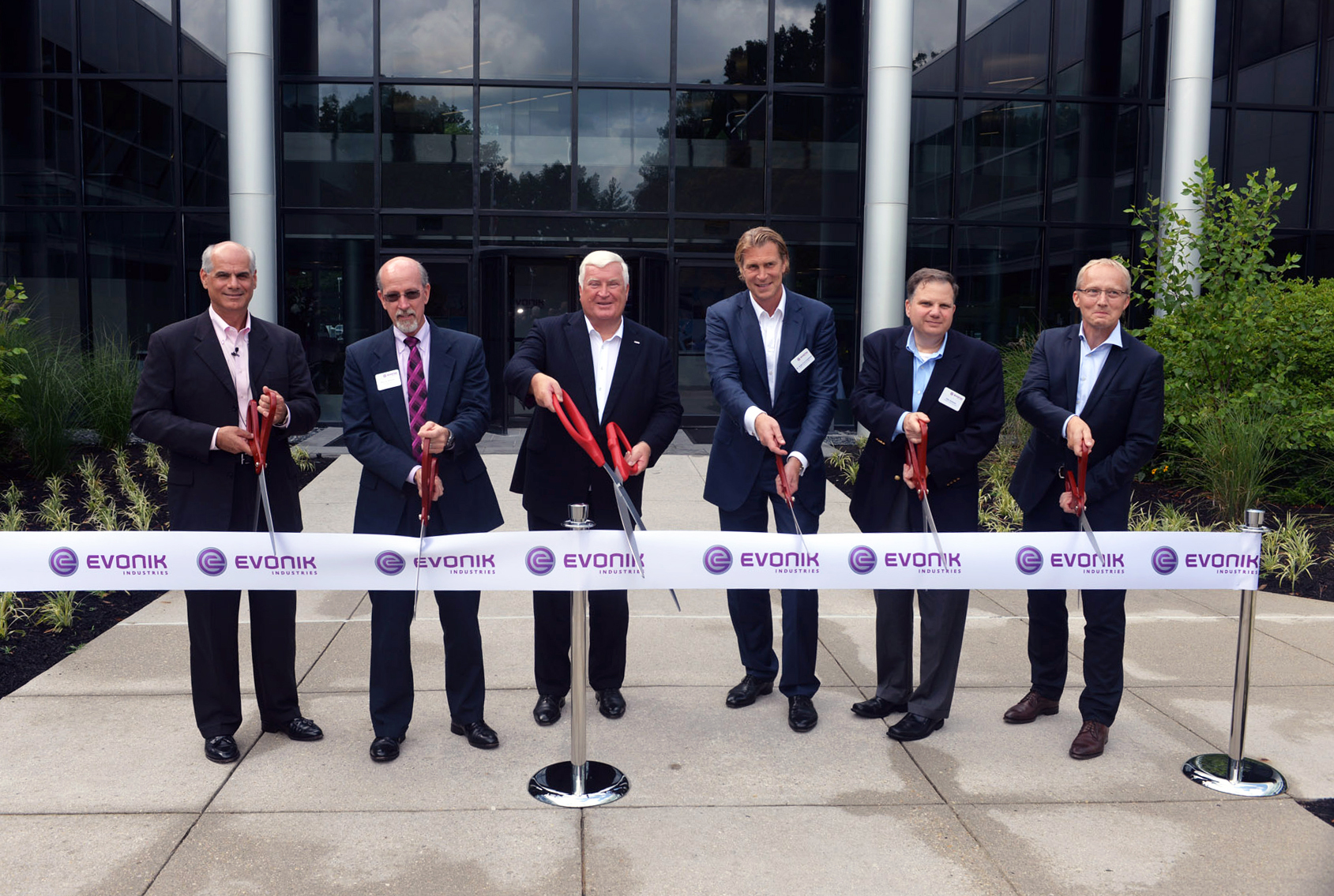 Evonik expands commercial and lab space at US facility