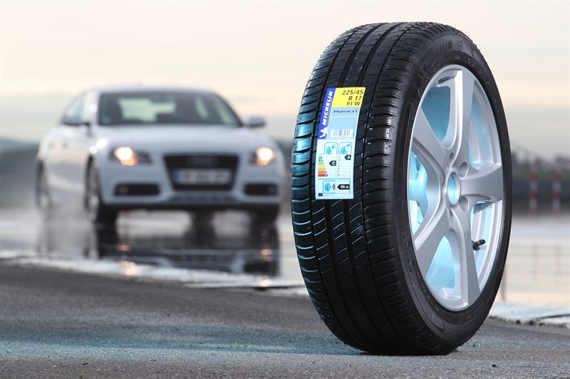 Hitachi Capital Vehicle Solutions to stick with Michelin