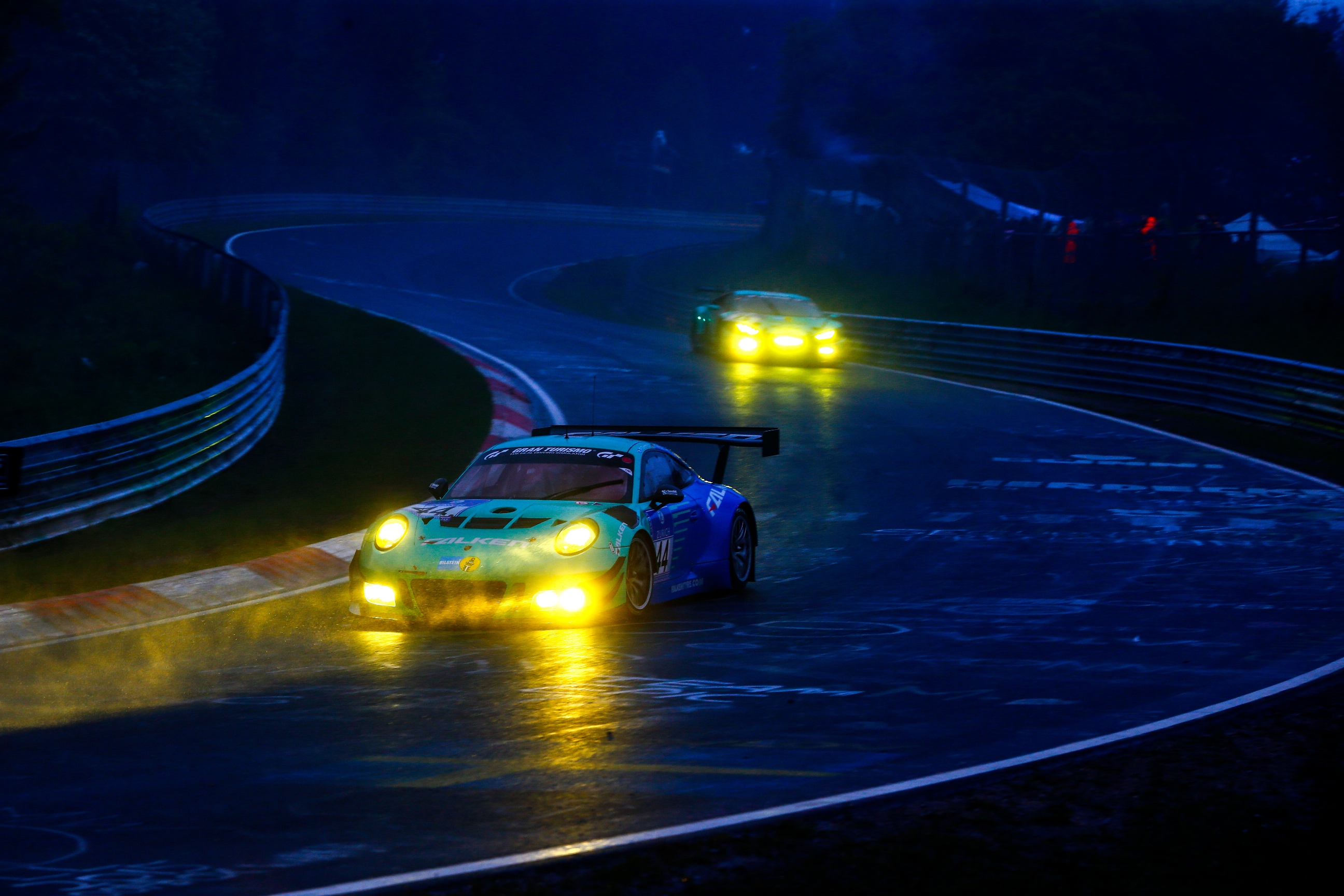 Falken achieves top 10 finish, class victory in Nürburgring 24 Hours