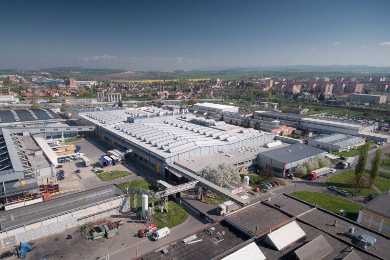 Continental opens rebuilt truck tyre production hall in Otrokovice Continental opens rebuilt truck tyre production hall in Otrokovice