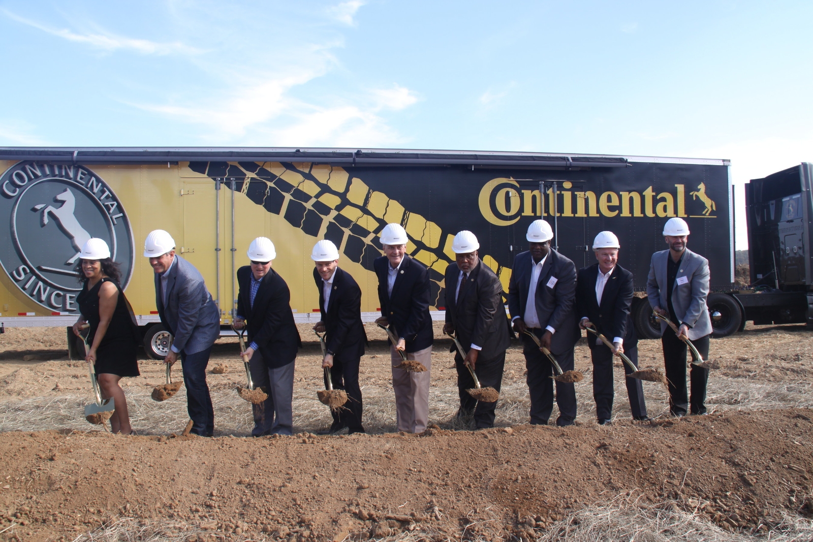 Continental celebrates official start of US factory project