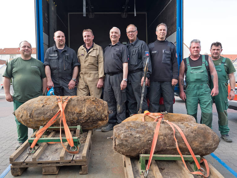 Unexploded WW2 bombs prompt evacuation of Continental tyre plant