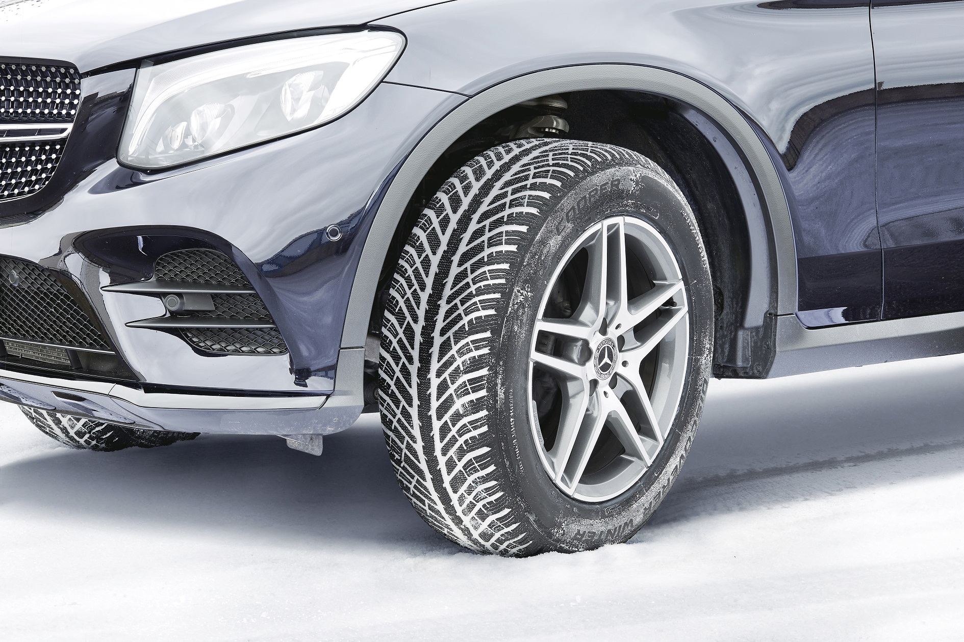 tyre Tyrepress Cooper Winter Discoverer launches SUV -