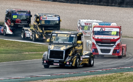 Team Oliver’s bonneted Volvo VNL race-prepared truck leads the pack at Donington
