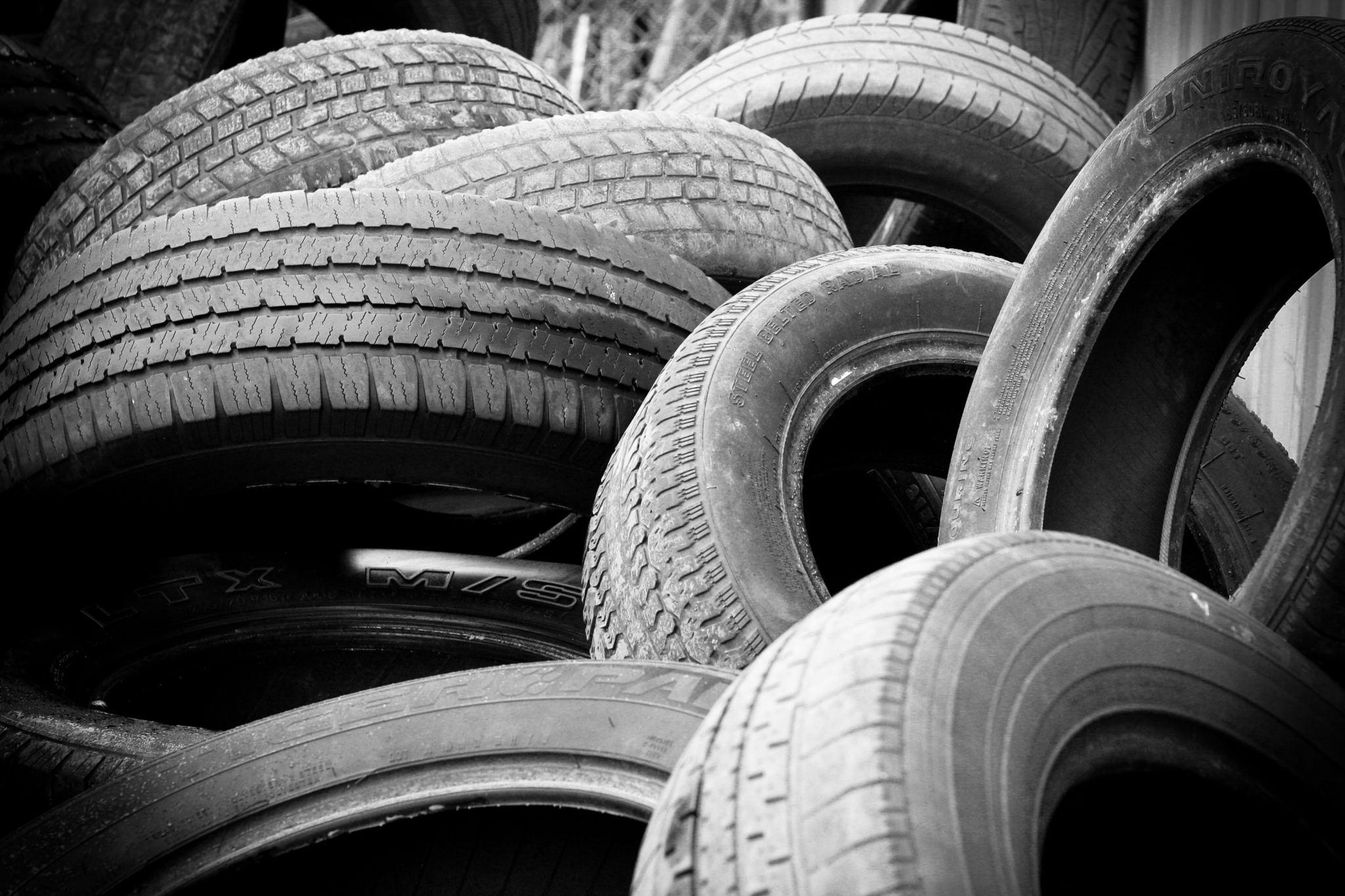 TRA warns Red Sea crisis could threaten UK environment with increase in illegal waste tyre storage and fly tipping
