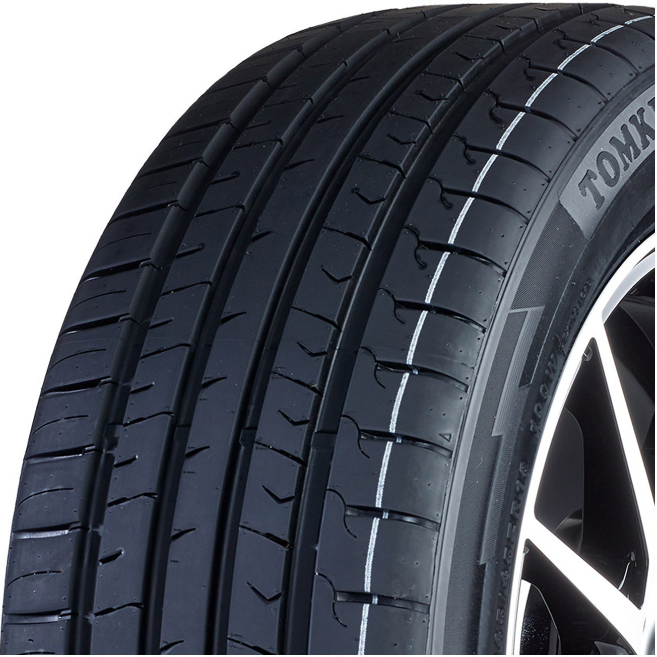 Tomket and Tyres Life extend partnership