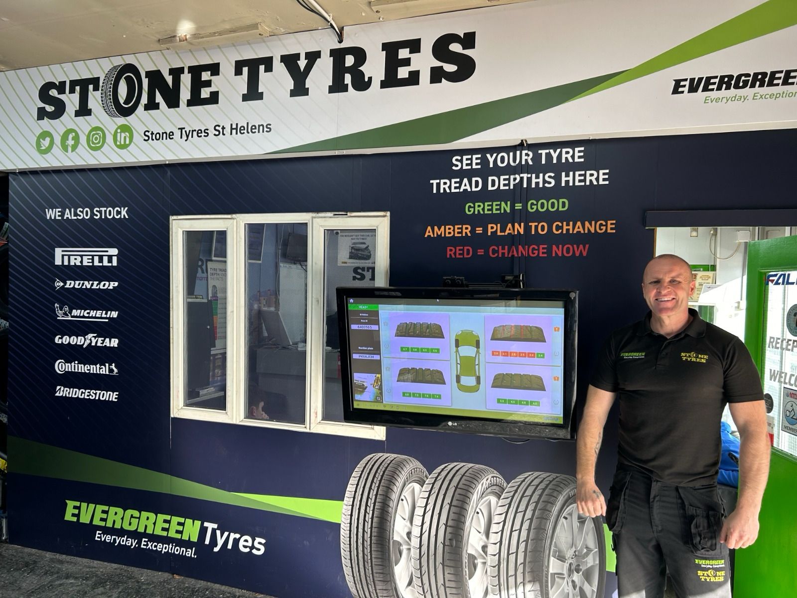 Stone Tyres installs TreadReader tyre scanner