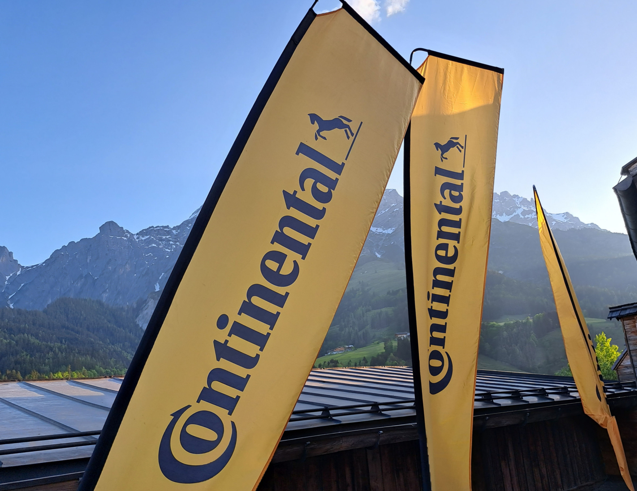 Continental closing 2 Automotive sites in Germany